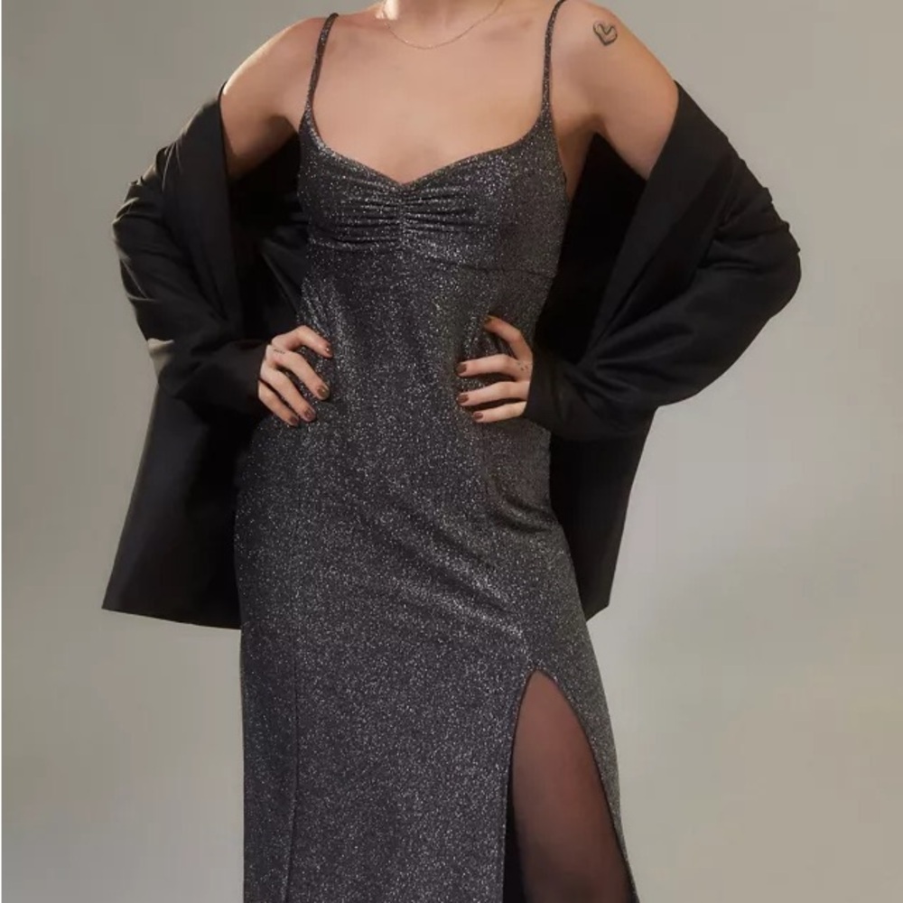 NWT UO Urban Outfitters Arna Sparkle Cut Out Midi Dress Black Noir Small